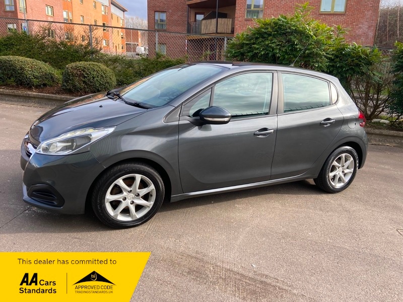 Used Peugeot 208 2016 for sale - 77708996: Photo 6