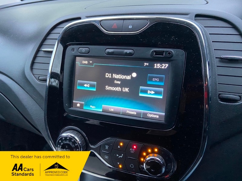 Used Renault Captur 2016 for sale - 76934965: Photo 10