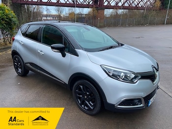 Used Renault Captur 2016 for sale - 76934965: Photo