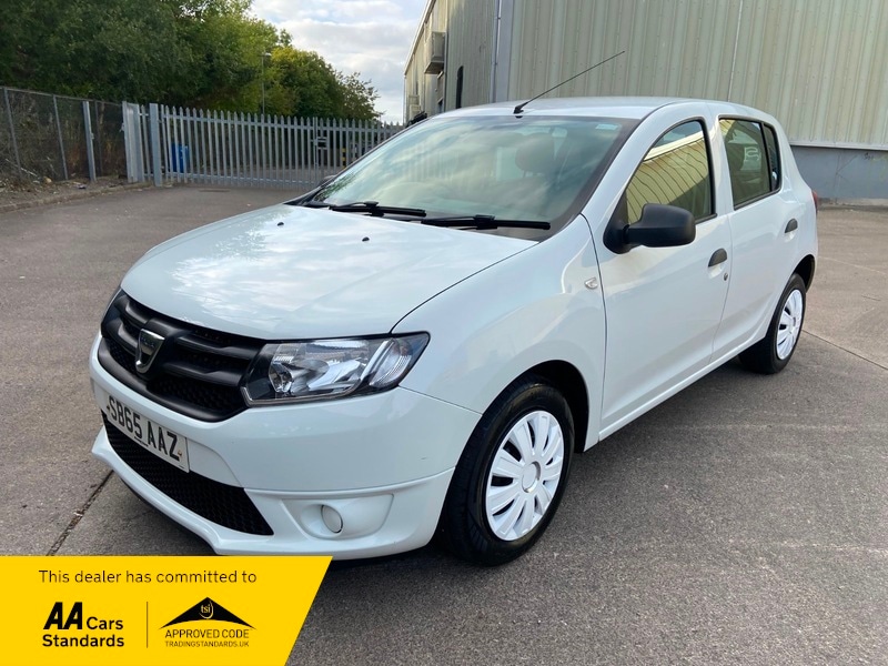Used Dacia Sandero 2015 for sale - 76934967: Photo 1