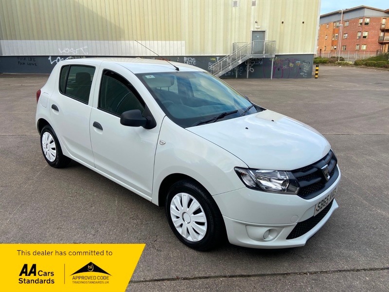 Used Dacia Sandero 2015 for sale - 76934967: Photo 11
