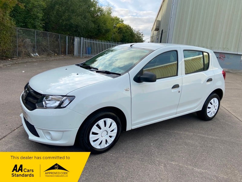 Used Dacia Sandero 2015 for sale - 76934967: Photo 3