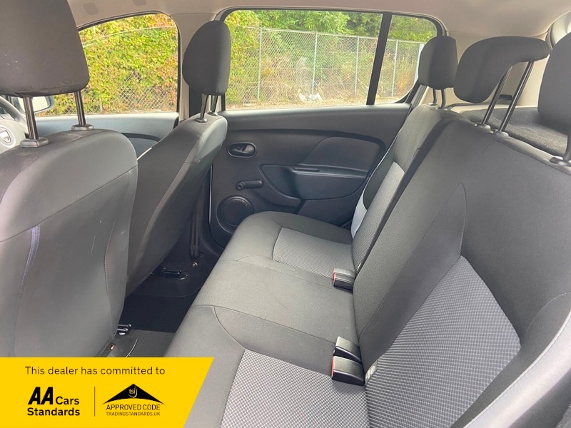 Used Dacia Sandero 2015 for sale - 76934967: Photo 9