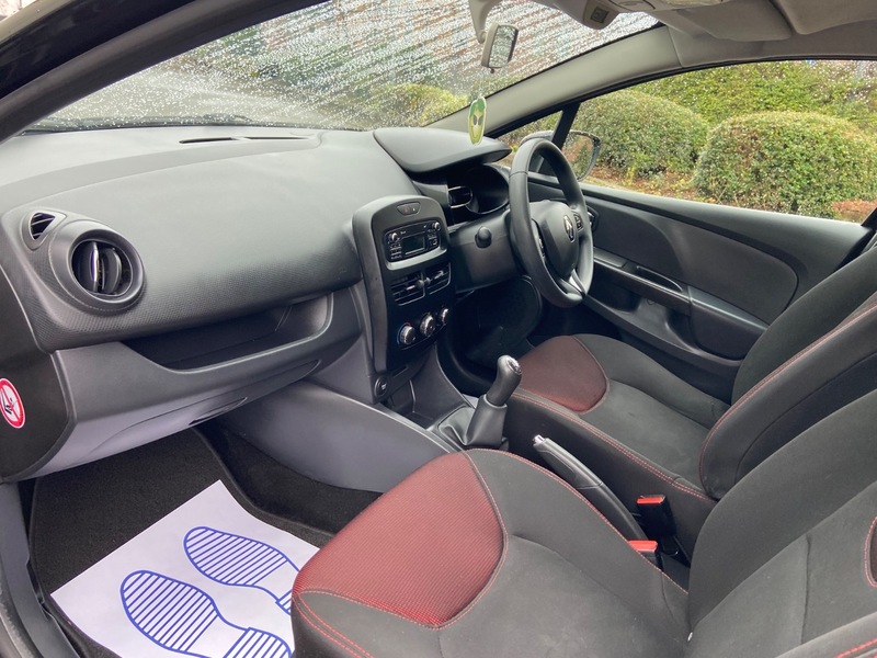 Used Renault Clio 2014 for sale - 76267570: Photo 14