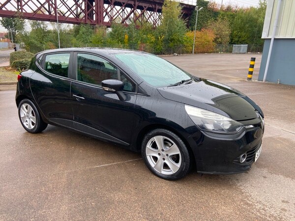 Used Renault Clio 2014 for sale - 76267570: Photo 3
