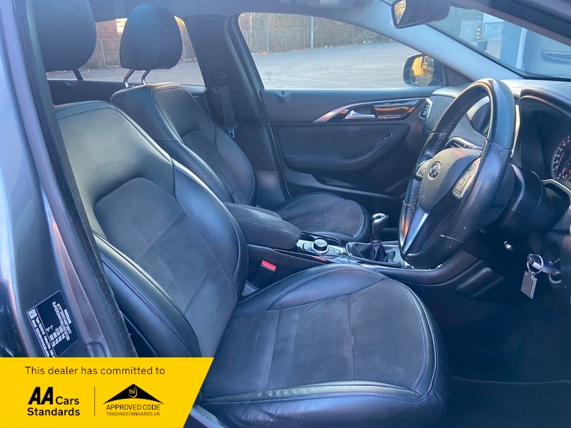 Used Infiniti Q30 2017 for sale - 77805693: Photo 22