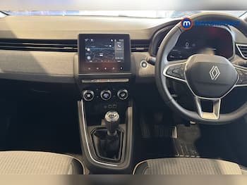 Used Renault Clio 2024 for sale - 79776238: Photo