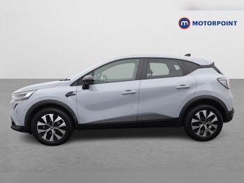 Used Renault Captur 2025 for sale - 79353340: Photo