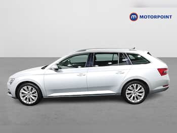 Used Skoda Superb 2023 for sale - 79640913: Photo