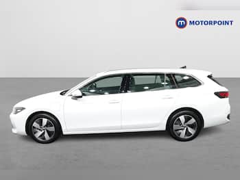 Used Volkswagen Passat 2025 for sale - 79665289: Photo