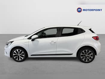 Used Renault Clio 2021 for sale - 79856066: Photo