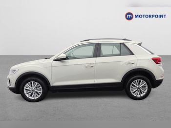 Used Volkswagen T-Roc 2023 for sale - 79341379: Photo