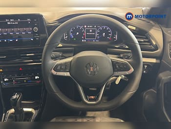 Used Volkswagen T-Roc 2025 for sale - 79800388: Photo