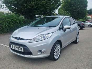 2012 - TITANIUM 5-Door
