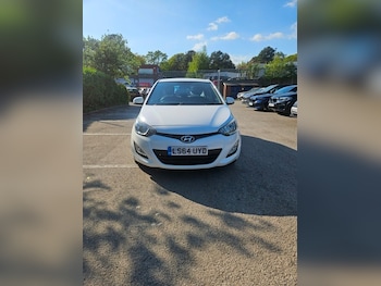 Used Hyundai i20 2014 for sale - 78401941: Photo