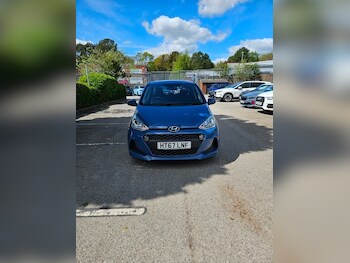 Used Hyundai i10 2018 for sale - 78300056: Photo