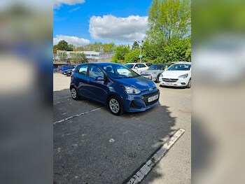 Used Hyundai i10 2018 for sale - 78300056: Photo