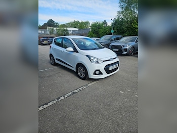 Used Hyundai i10 2015 for sale - 78401940: Photo