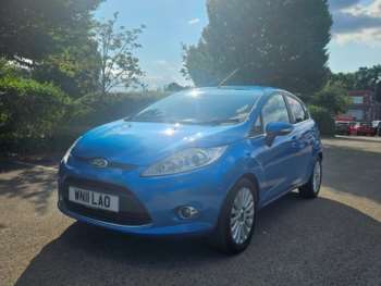 2011 - TITANIUM 5-Door