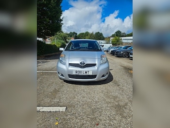 Used Toyota Yaris 2011 for sale - 75961503: Photo