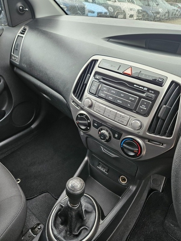 Used Hyundai i20 2012 for sale - 78073711: Photo 15