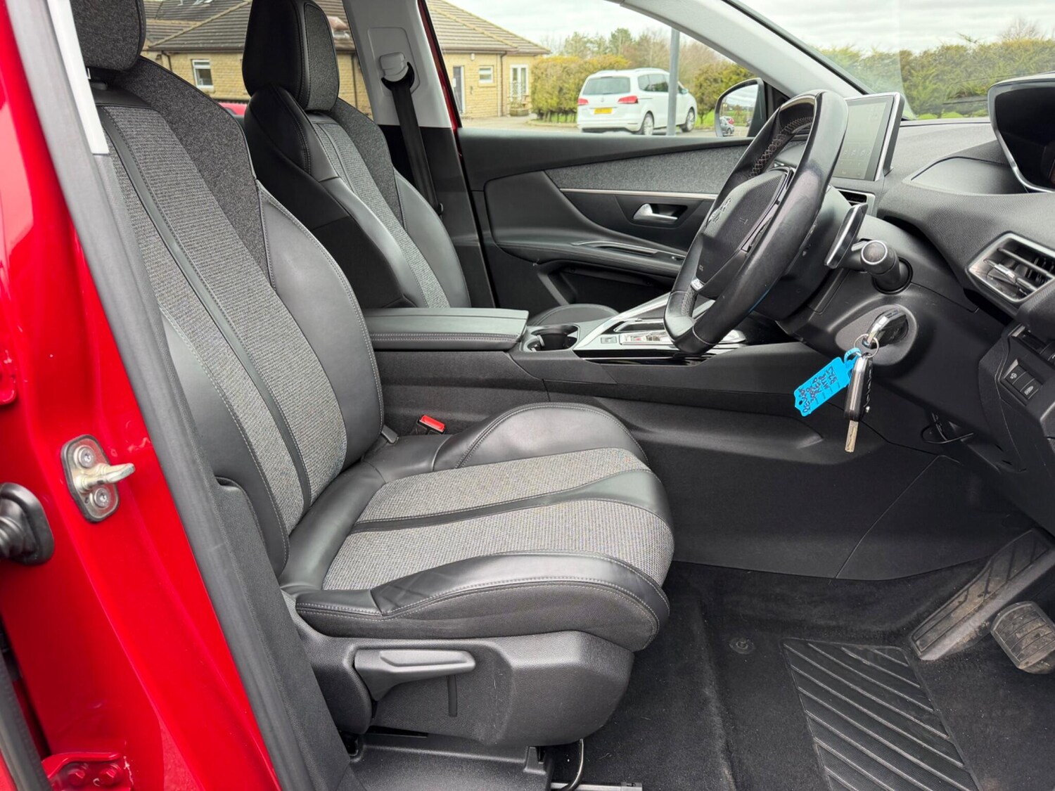 Used Peugeot 3008 2018 for sale - 77802455: Photo 20