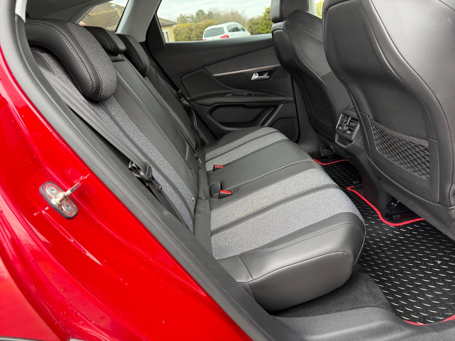 Used Peugeot 3008 2018 for sale - 77802455: Photo 21