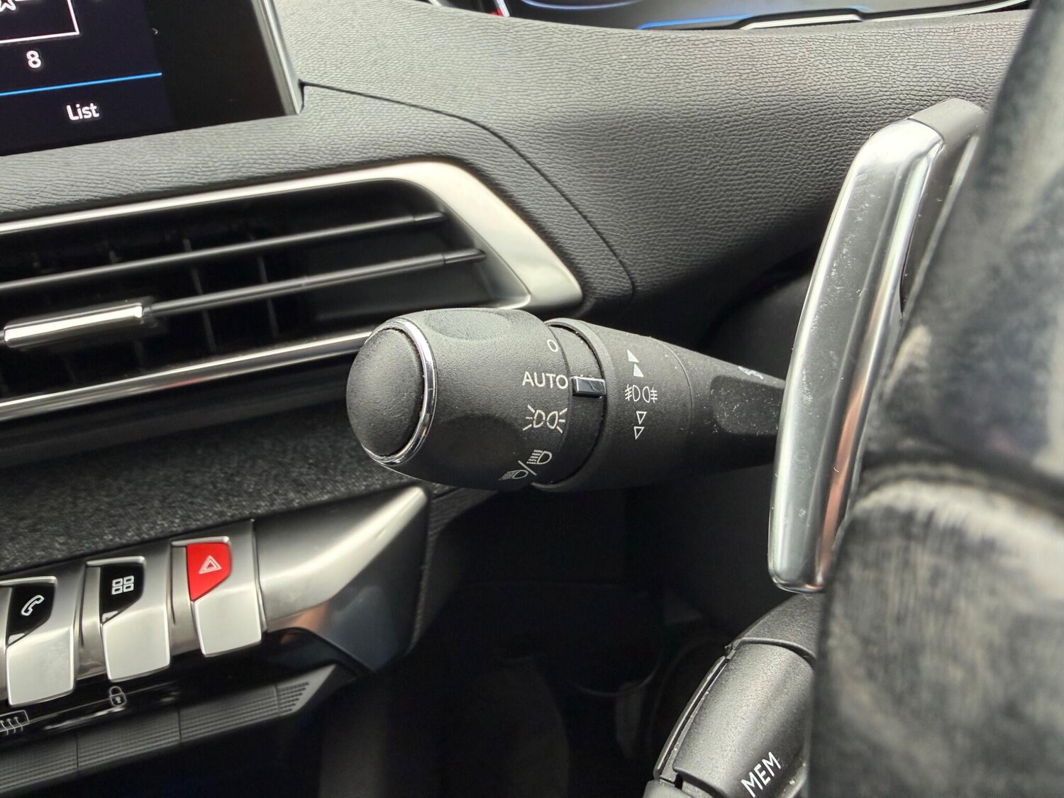 Used Peugeot 3008 2018 for sale - 77802455: Photo 29