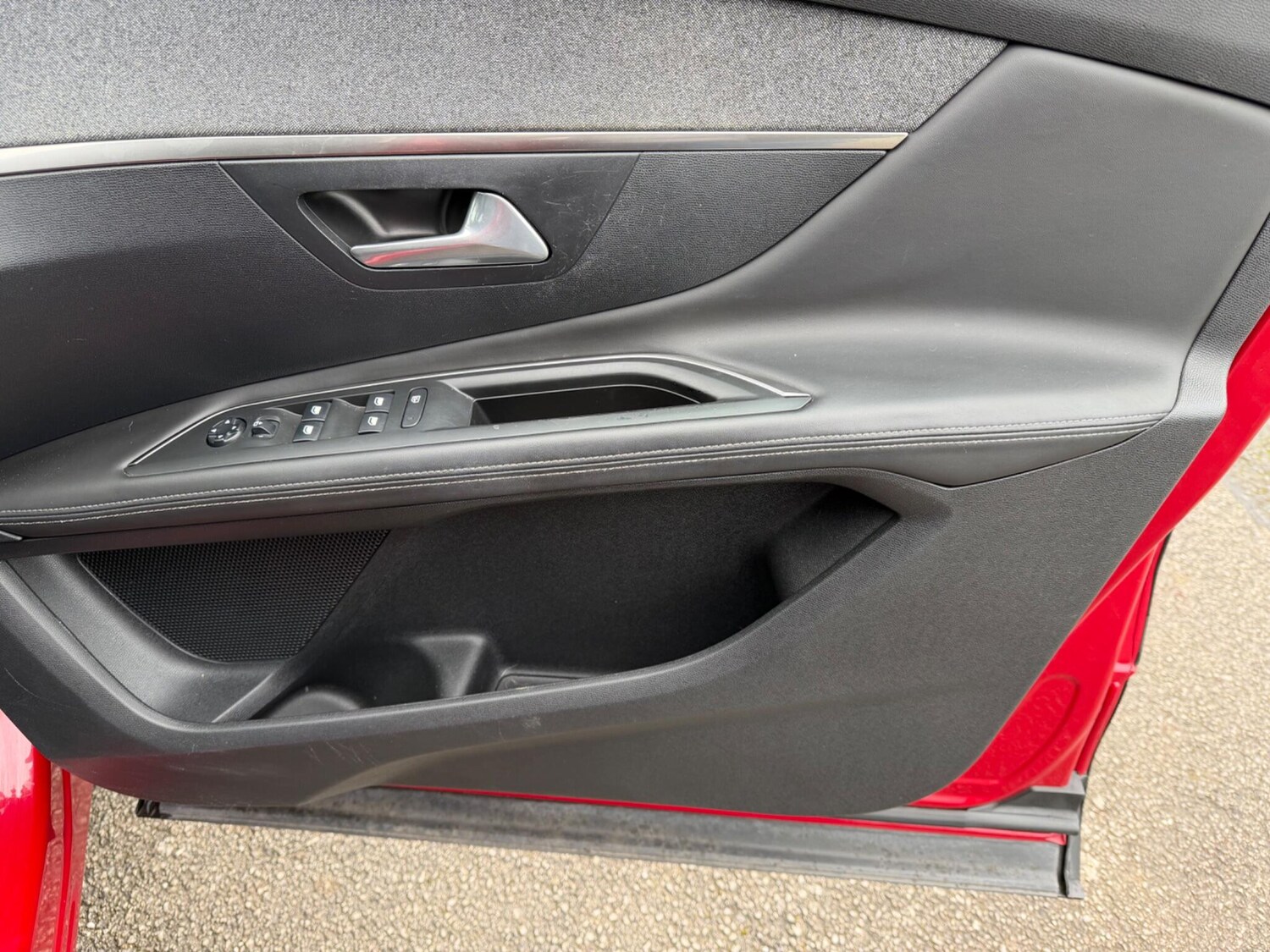 Used Peugeot 3008 2018 for sale - 77802455: Photo 31