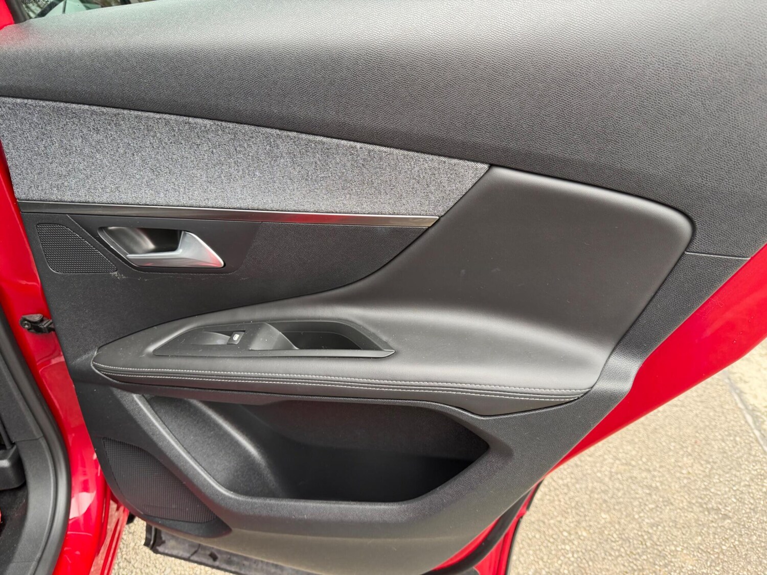 Used Peugeot 3008 2018 for sale - 77802455: Photo 32