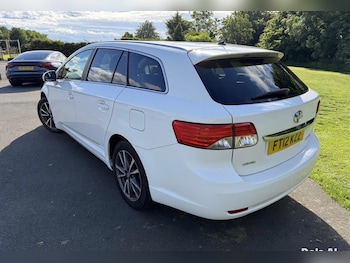 Used Toyota Avensis 2012 for sale - 78999797: Photo