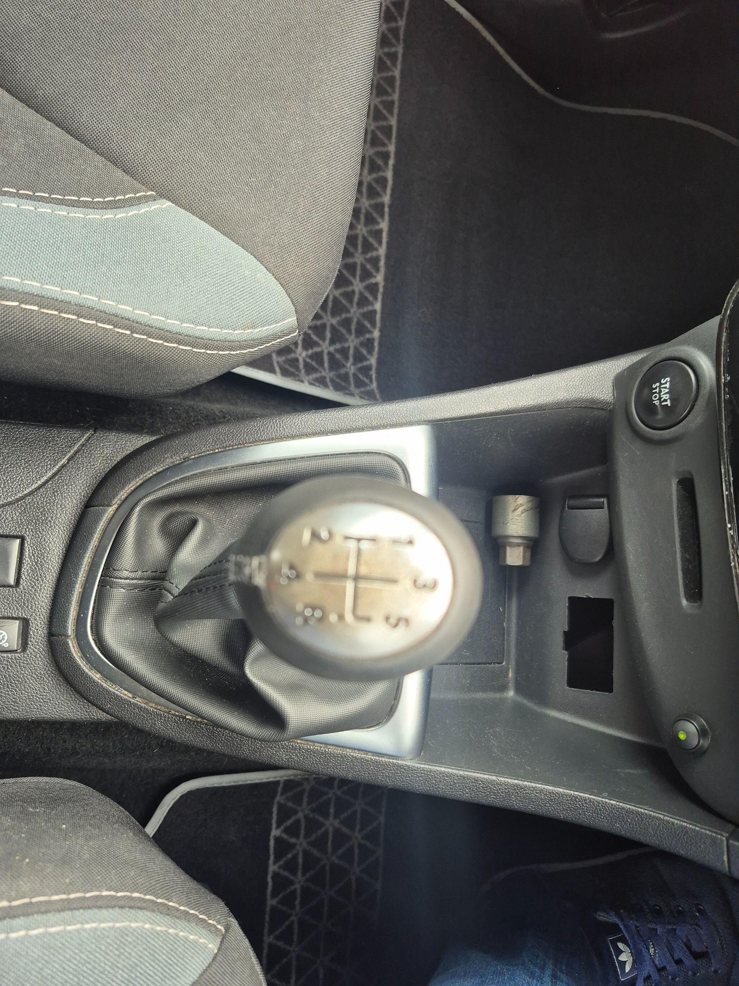 Used Renault Clio for sale - 77994161: Photo 15