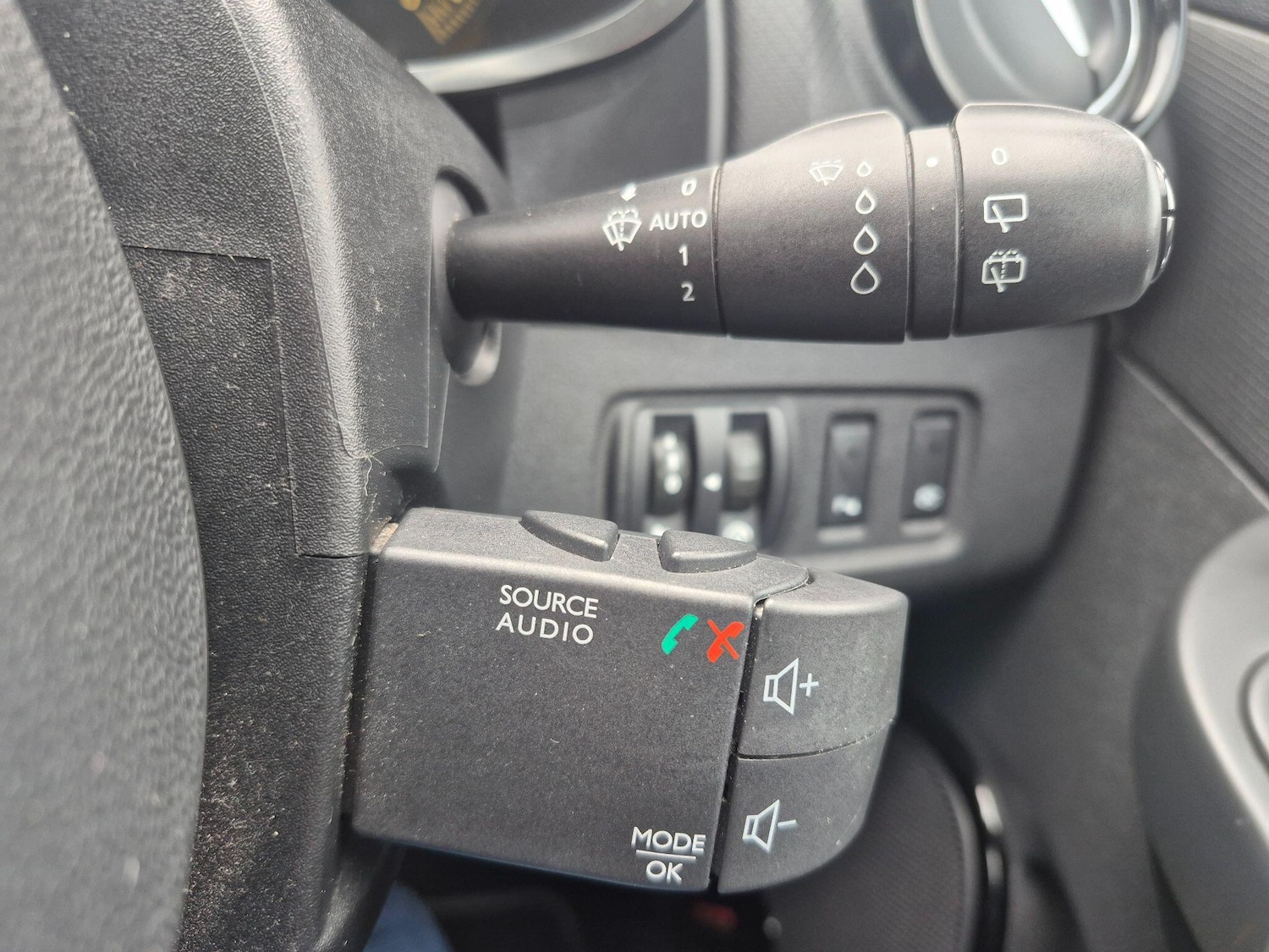 Used Renault Clio for sale - 77994161: Photo 23