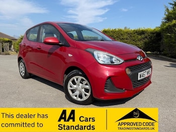 Used Hyundai i10 2017 for sale - 79256216: Photo