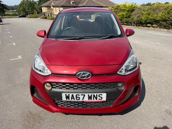 Used Hyundai i10 2017 for sale - 79256216: Photo