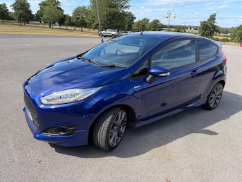 Used Ford Fiesta 2017 for sale - 79483725: Photo