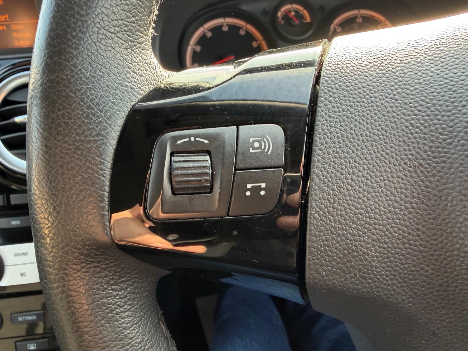 Used Vauxhall Corsa 2014 for sale - 77802445: Photo 25