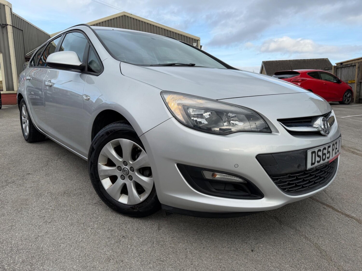 Used Vauxhall Astra 2015 for sale - 77802460: Photo 7
