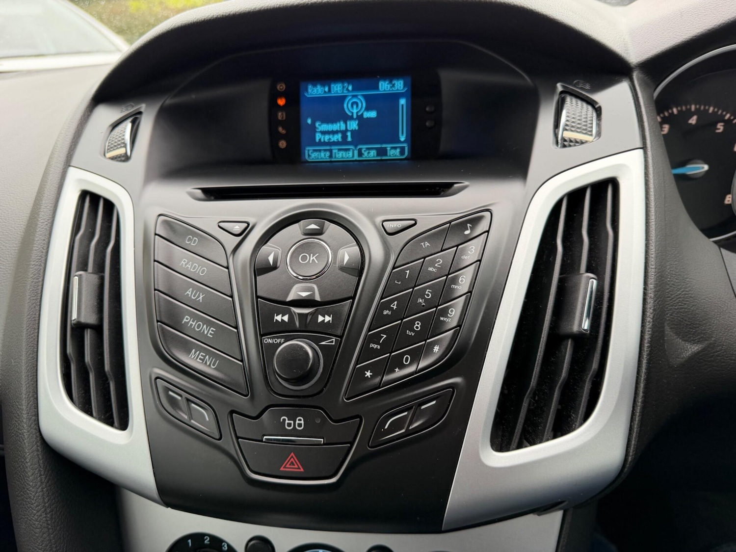 Used Ford Focus 2011 for sale - 77802448: Photo 34