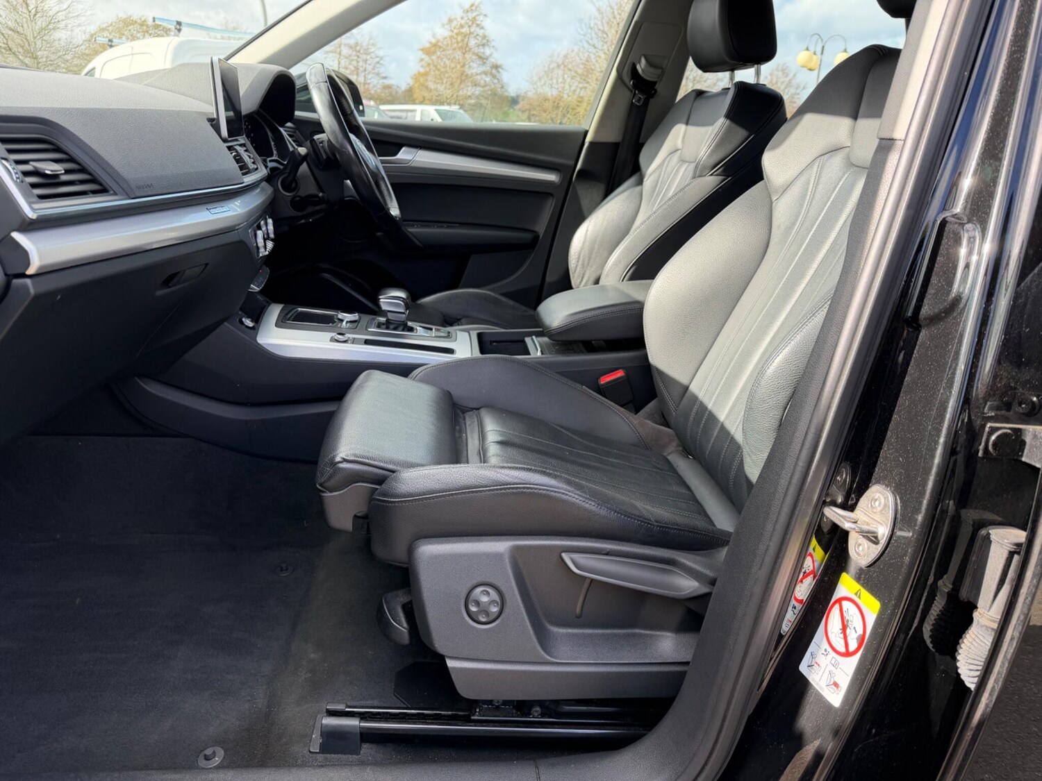 Used Audi Q5 2018 for sale - 77839818: Photo 38