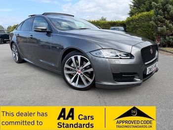 Used Jaguar XJ 2016 for sale - 79316439: Photo
