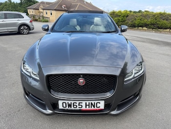 Used Jaguar XJ 2016 for sale - 79316439: Photo