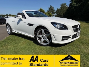 Used Mercedes-Benz SLK 2014 for sale - 79202202: Photo