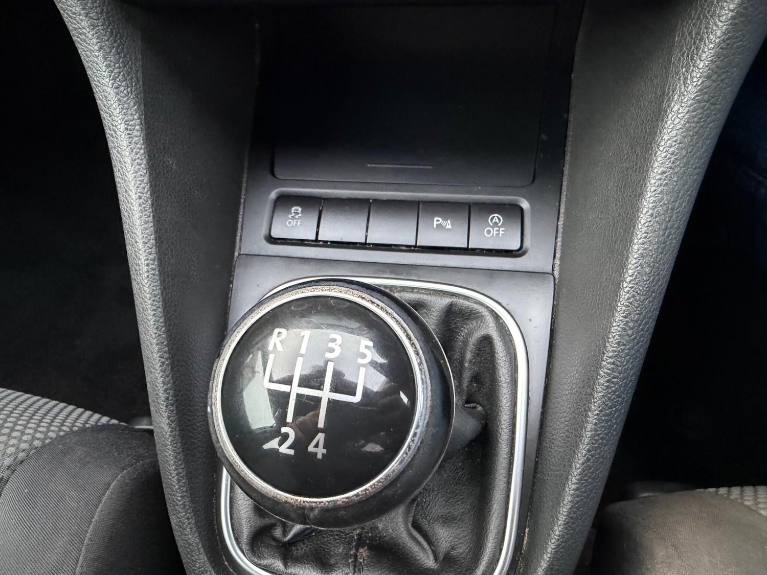 Used Volkswagen Golf 2010 for sale - 77808861: Photo 16