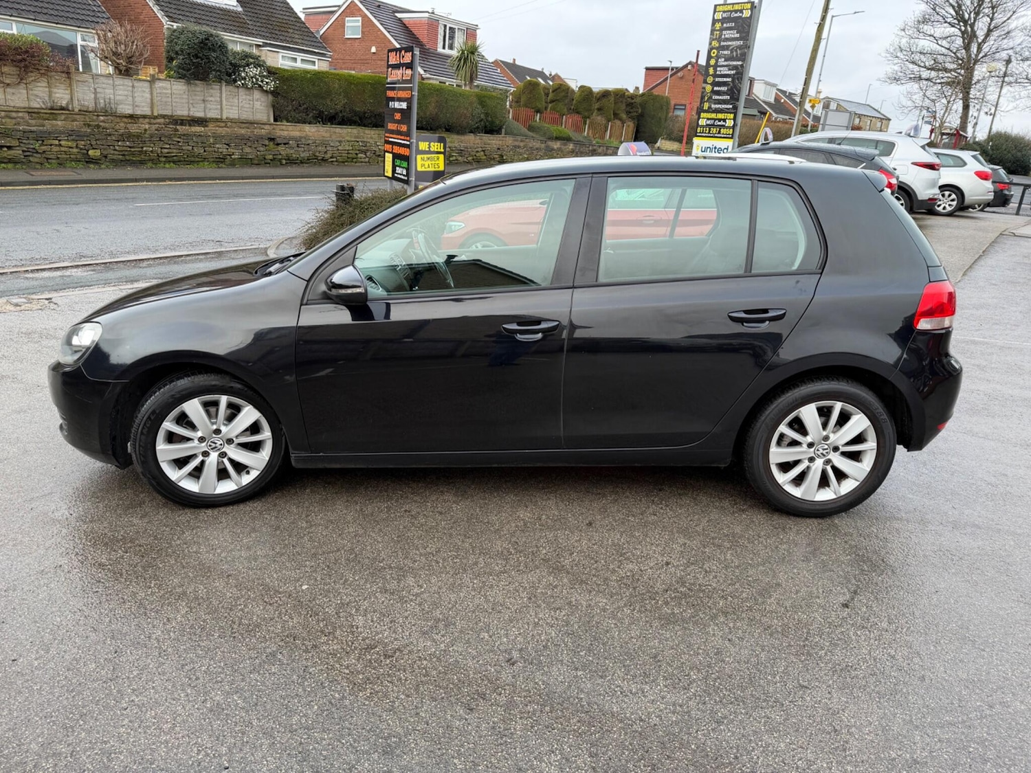 Used Volkswagen Golf 2010 for sale - 77808861: Photo 8