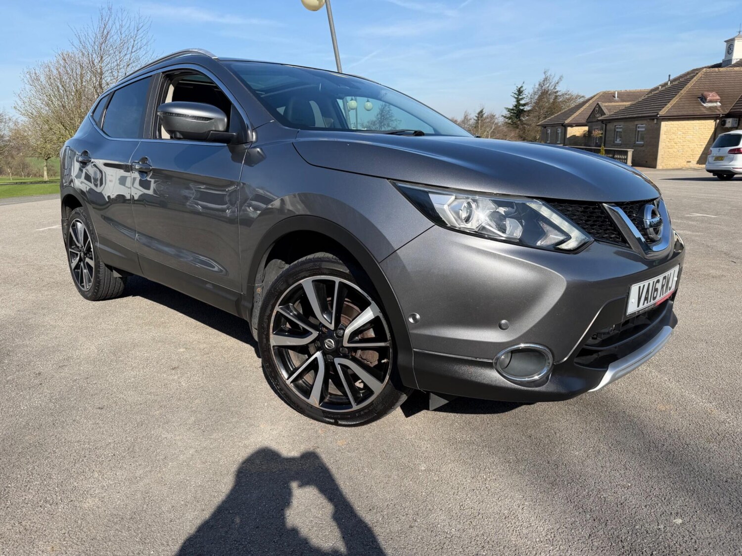 Used Nissan Qashqai 2016 for sale - 77939749: Photo 17