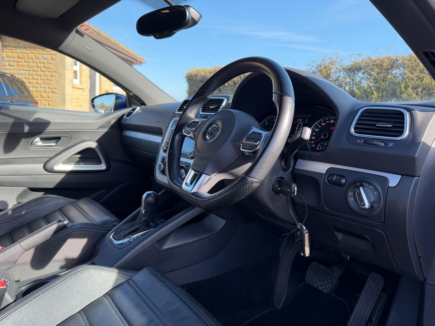 Used Volkswagen Scirocco 2010 for sale - 77802446: Photo 15