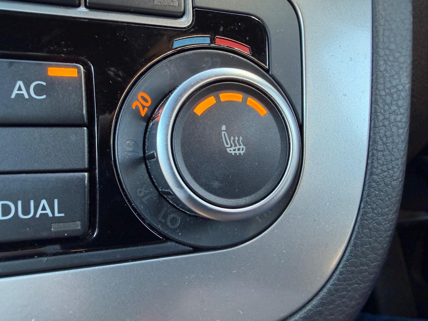 Used Volkswagen Scirocco 2010 for sale - 77802446: Photo 21