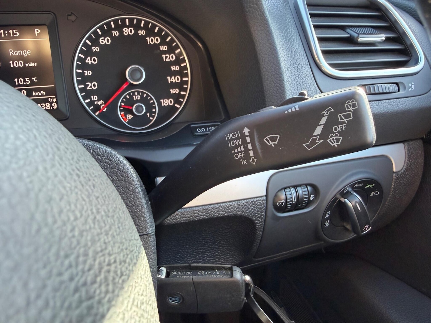 Used Volkswagen Scirocco 2010 for sale - 77802446: Photo 28