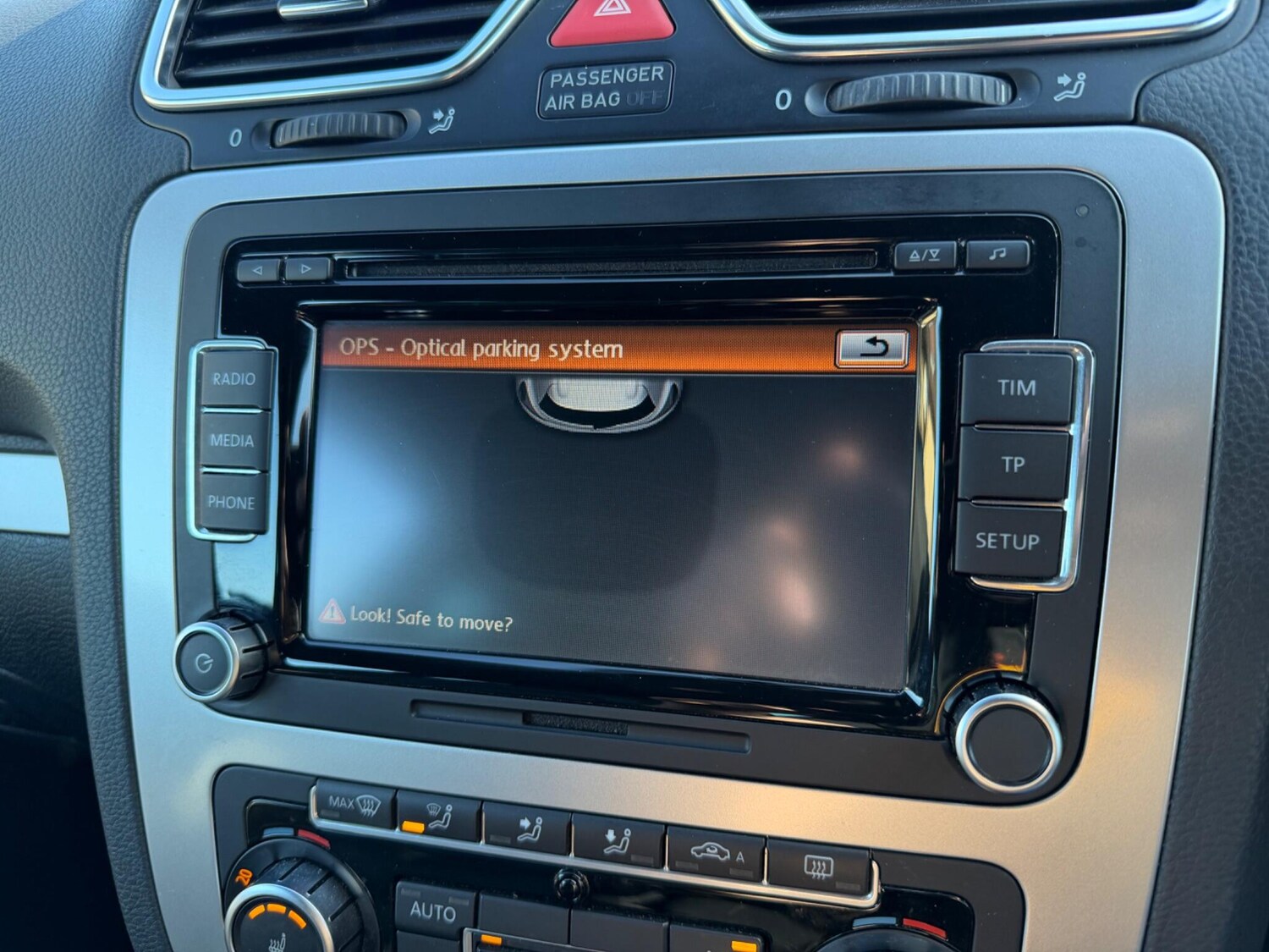 Used Volkswagen Scirocco 2010 for sale - 77802446: Photo 32